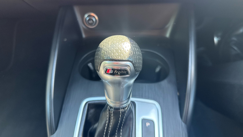 Audi A3 35 TFSI S Line 5dr S Tronic Petrol Hatchback
